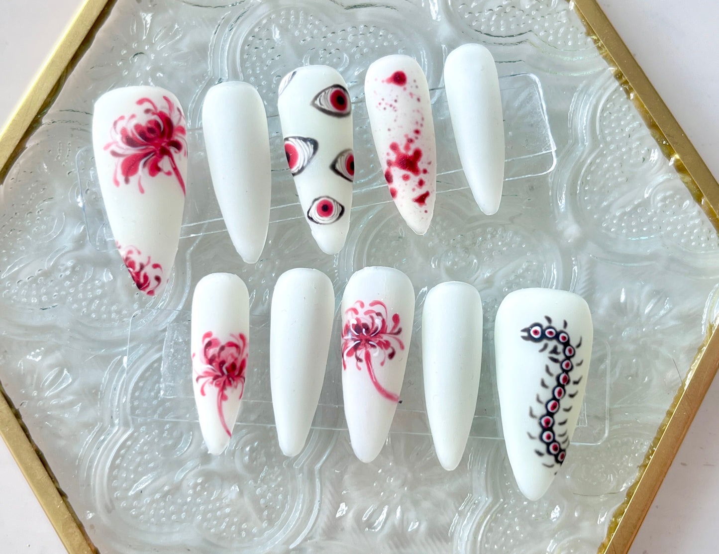 red spider lily nails Horror x Spider Lily
